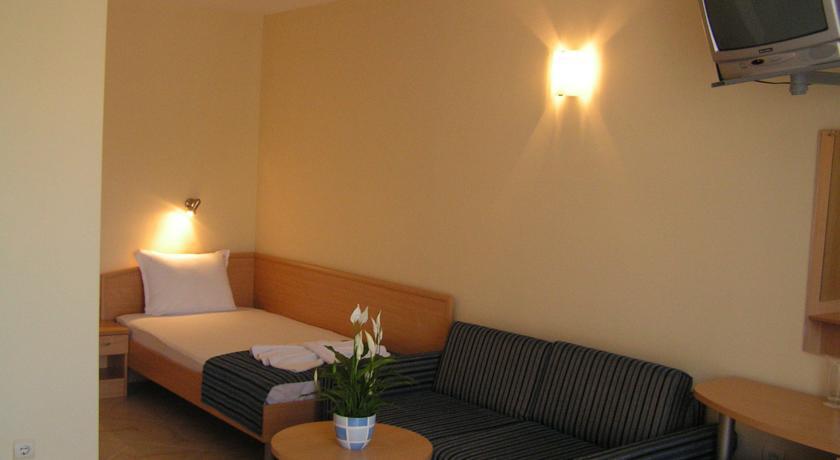Семеен Хотел Бриз Sozopol Quarto foto